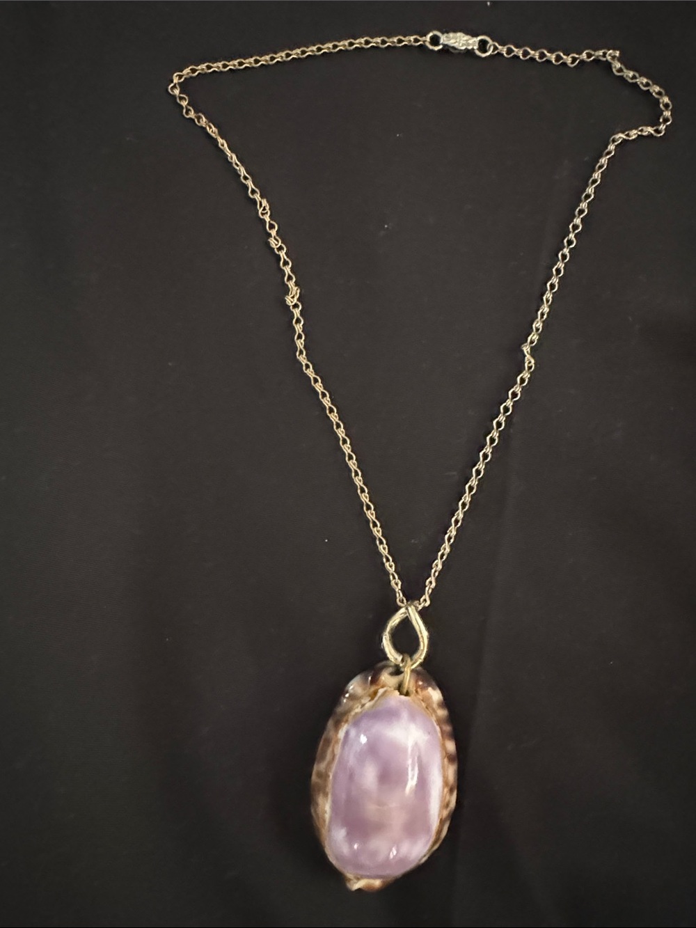 Gold-Tone shell pendant Necklace - Women Jewelry